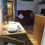 Holzhaus Nationalpark Eifel Hund Willkommen * Хелленталь