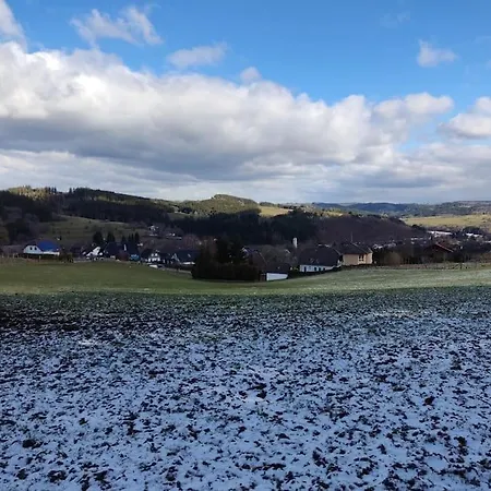 Dağ evi Holzhaus Nationalpark Eifel Hund Willkommen Hellenthal