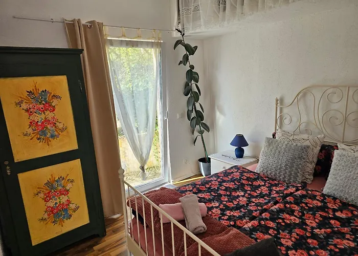 Holzhaus Nationalpark Eifel Hund Willkommen *