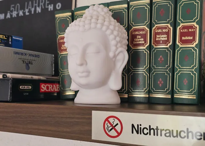 Holzhaus Nationalpark Eifel Hund Willkommen Alpehytte